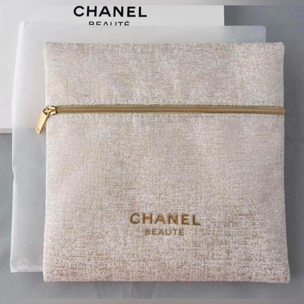Chanel Holiday 2023 Top Zipper Pouch in Light Golden Gift from Rare Event NIB